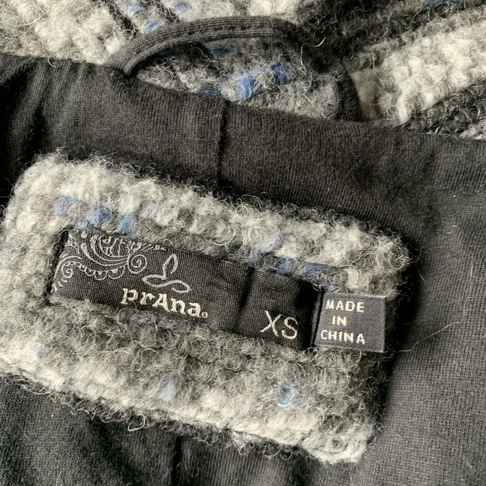 ▶️ PrAna Arria Wool Sweater Jacket Womens XS Gray Blue Button Coat Gorpcore - Picture 2 of 15